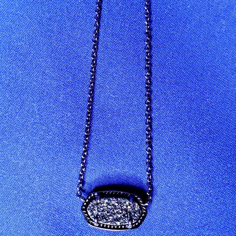 Kendra Scott Elisa Pendant Necklace in Black Druzy - Picture 6 of 16